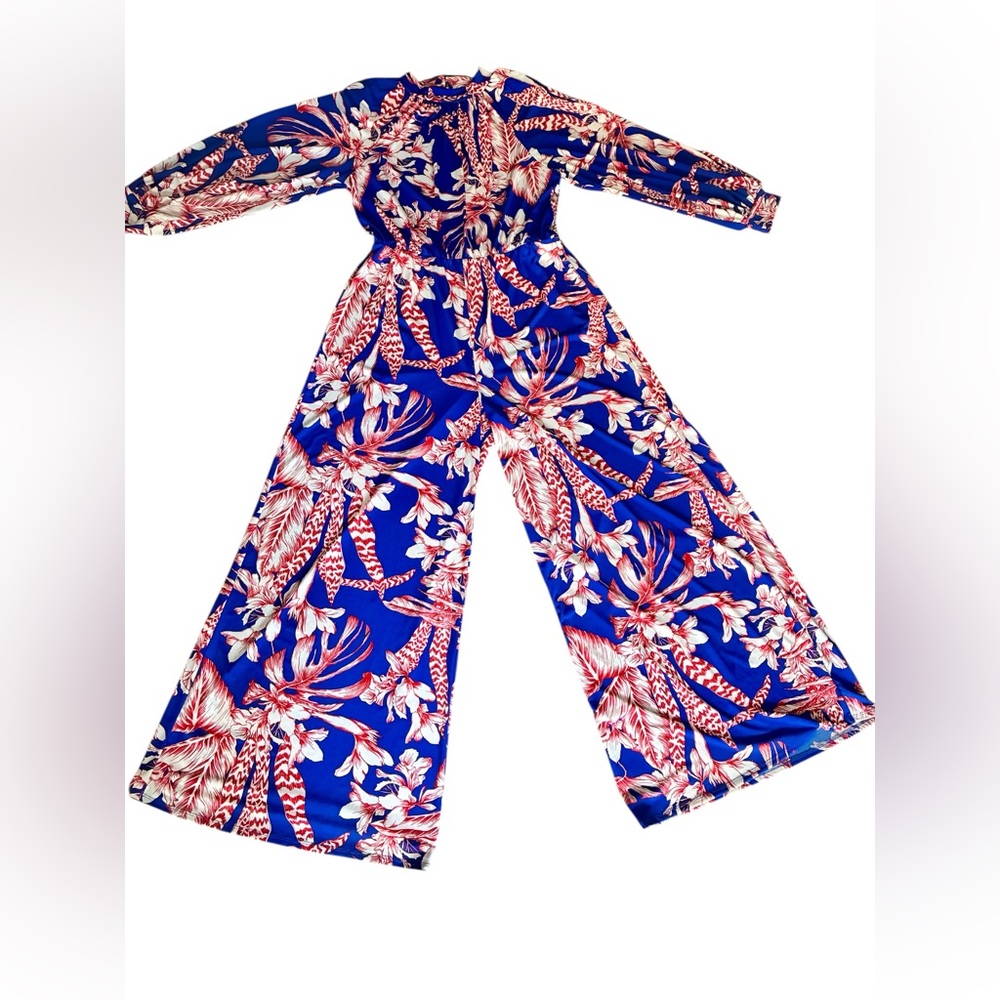 Wide Leg Jumpsuit w, elastic waist, lrg keyhole slit in the back & tapered cuffs